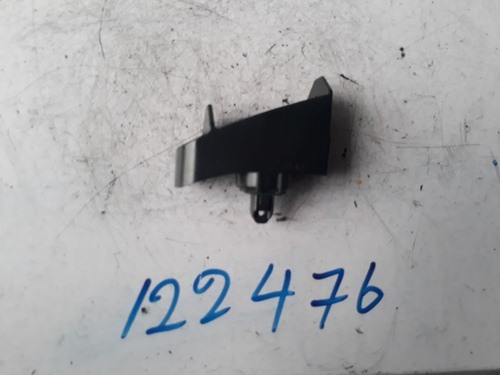 Suzuki Hustler Retainer LHS