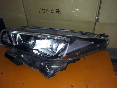 Nissan Leaf ZE1 LED - LHS Headlamp - Damaged