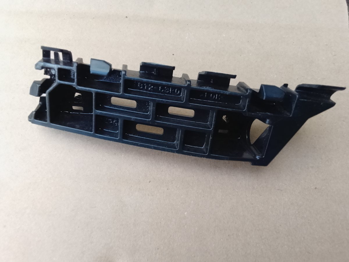 Suzuki Wagon R MH55S Rear Bumper Retainer RHS