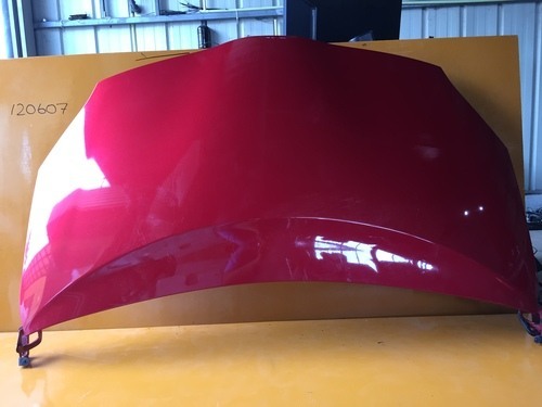 Toyota Prius ZVW30 3rd gen Complete bonnet