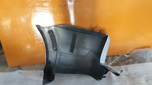 Mitsubishi Montero V93 rear Corner RHS
