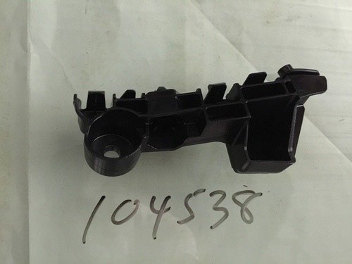 Suzuki Wagon R MH55S LHS Front Retainer