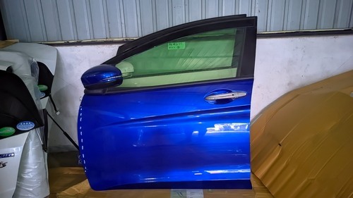 Honda Fit GP5 Front LHS Door Complete With Side Mirror