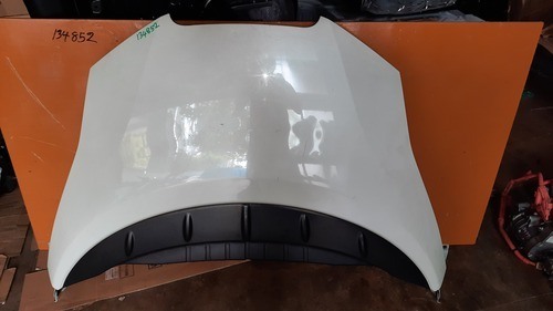 Nissan Leaf ZE0/AZE0 Bonnet
