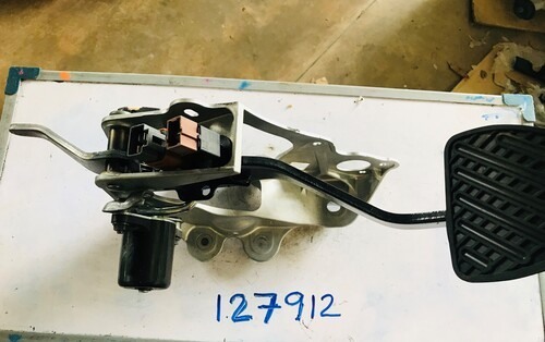 Nissan Leaf ZE0 Brake Pedal With Sensor