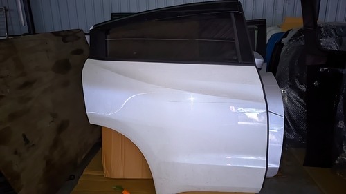 Honda Vezel RU3 Rear RHS Door Complete