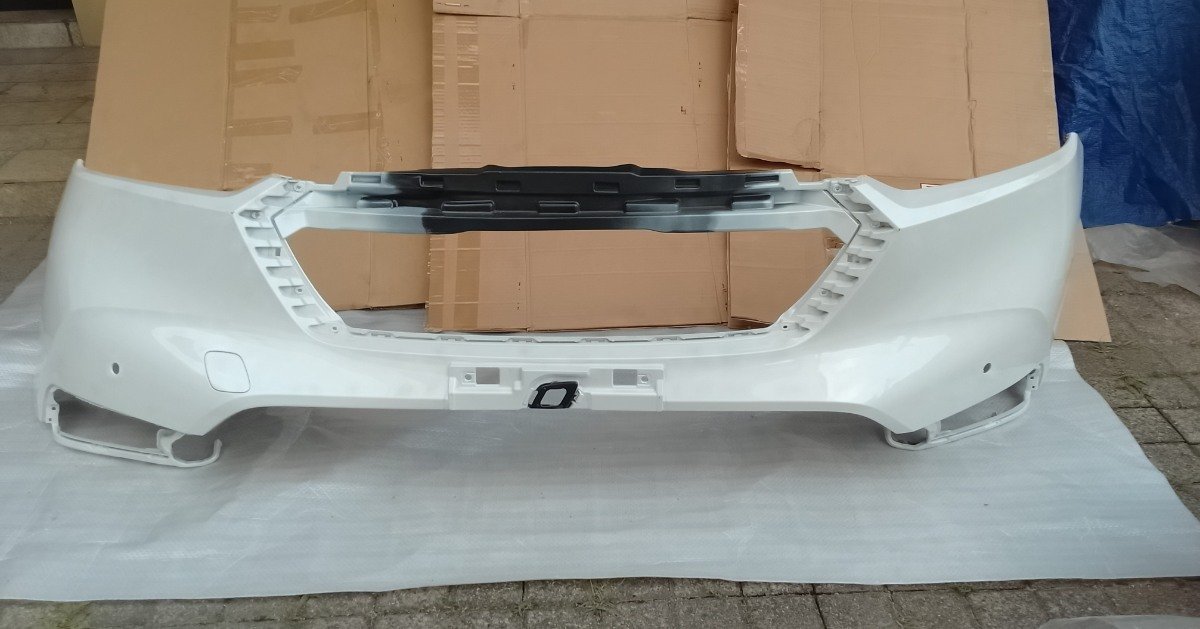 Honda Vezel RV5 Front Bumper Panel