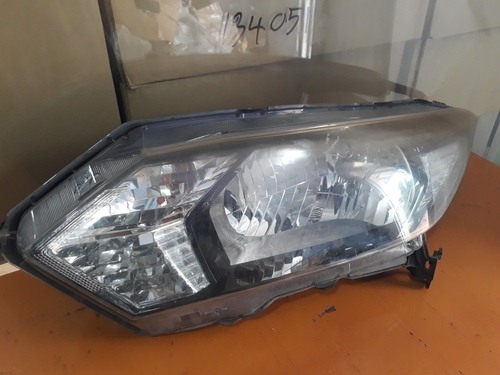 Honda Vezel RU3 A/F LHS Head Lamp