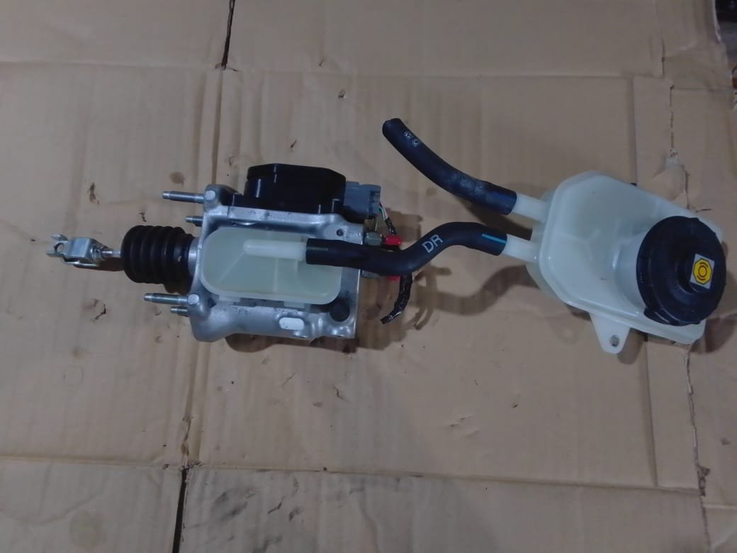 Honda Fit GP5 Brake Master Cylinder