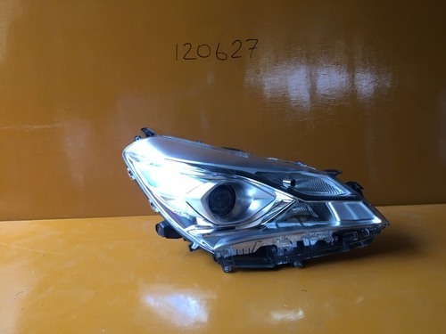 Toyota Vitz KSP130 RHS headlight