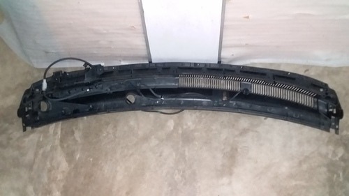 Toyota Belta Wiper Panel