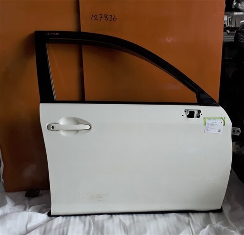 Toyota Axio NKE165 Front Door RHS Complete