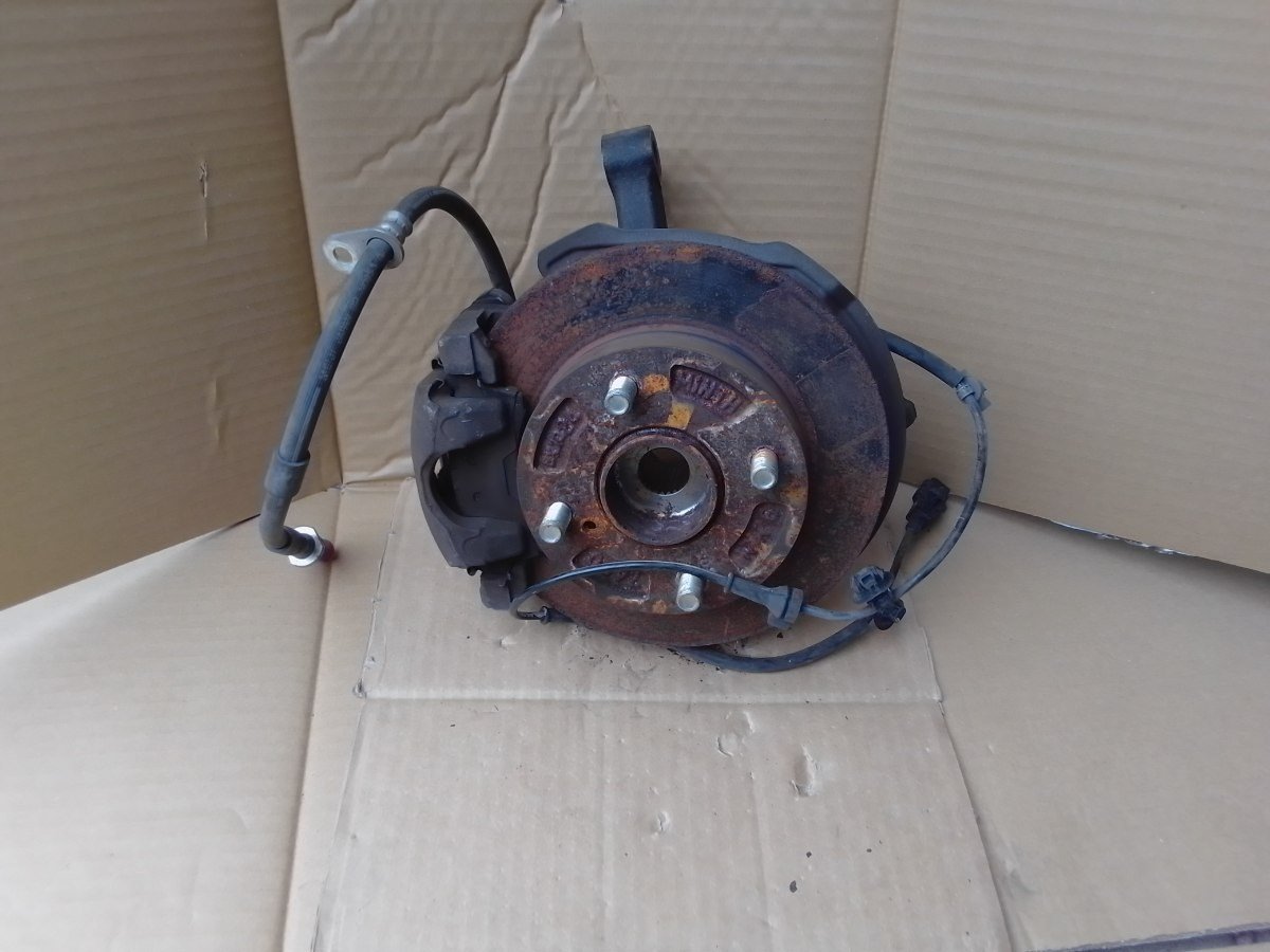 Suzuki Wagon R MH55S Front Knuckle Hub Assembly RHS