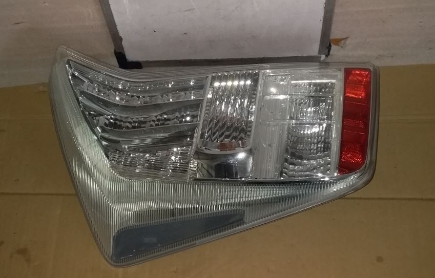 Toyota Prius ZVW30 / ZVW35 Tail Light LHS