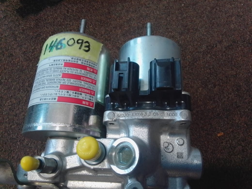 Toyota Aqua NHP10 Accumulator