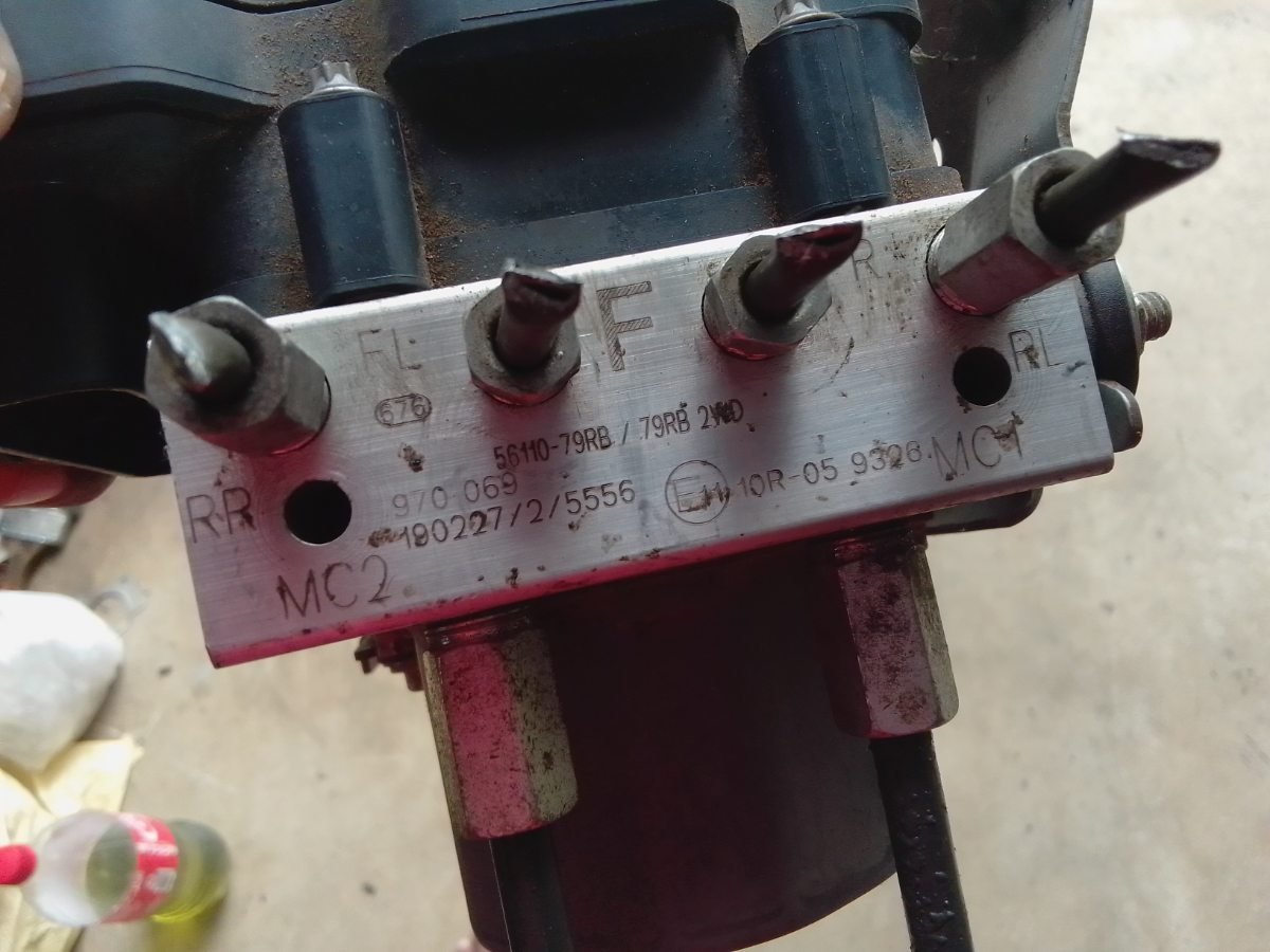 Suzuki Spacia MK53S Abs Actuator - F