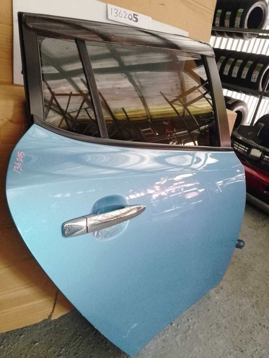 Nissan Leaf ZE0 Complet Rear RHS Side Door
