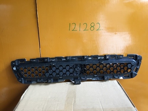 Suzuki Hustler MR41S Front grill