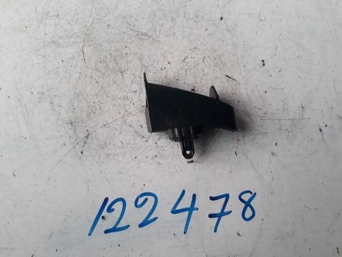Suzuki Hustler Retainer RHS