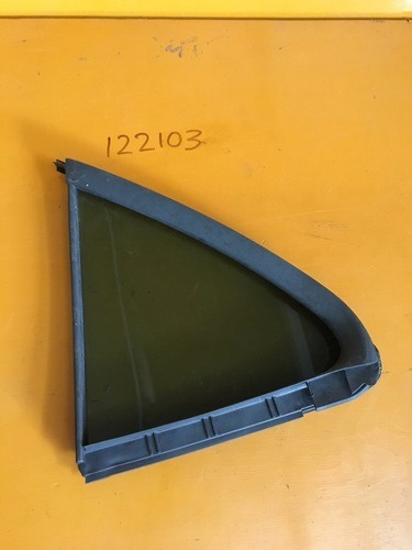 Nissan Rear Door Corner Glass