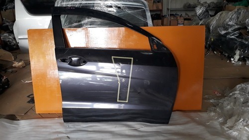 Honda Vezel RU3 RHS Front Door Panel