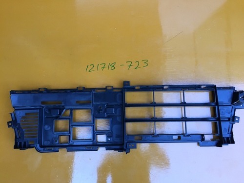 Suzuki Hustler Front Bumper Lower Grill