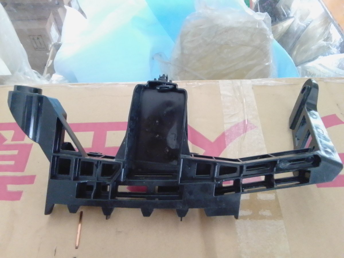 Suzuki Wagon R MH55S Tail Light Bracket LHS