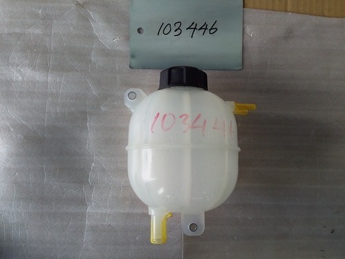 Suzuki Every DA17 Radiator Coolant Reservoir Tank