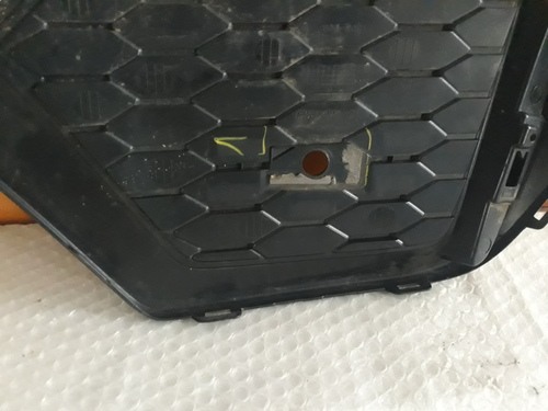 Honda Civic Rear Bumper Grill RHS