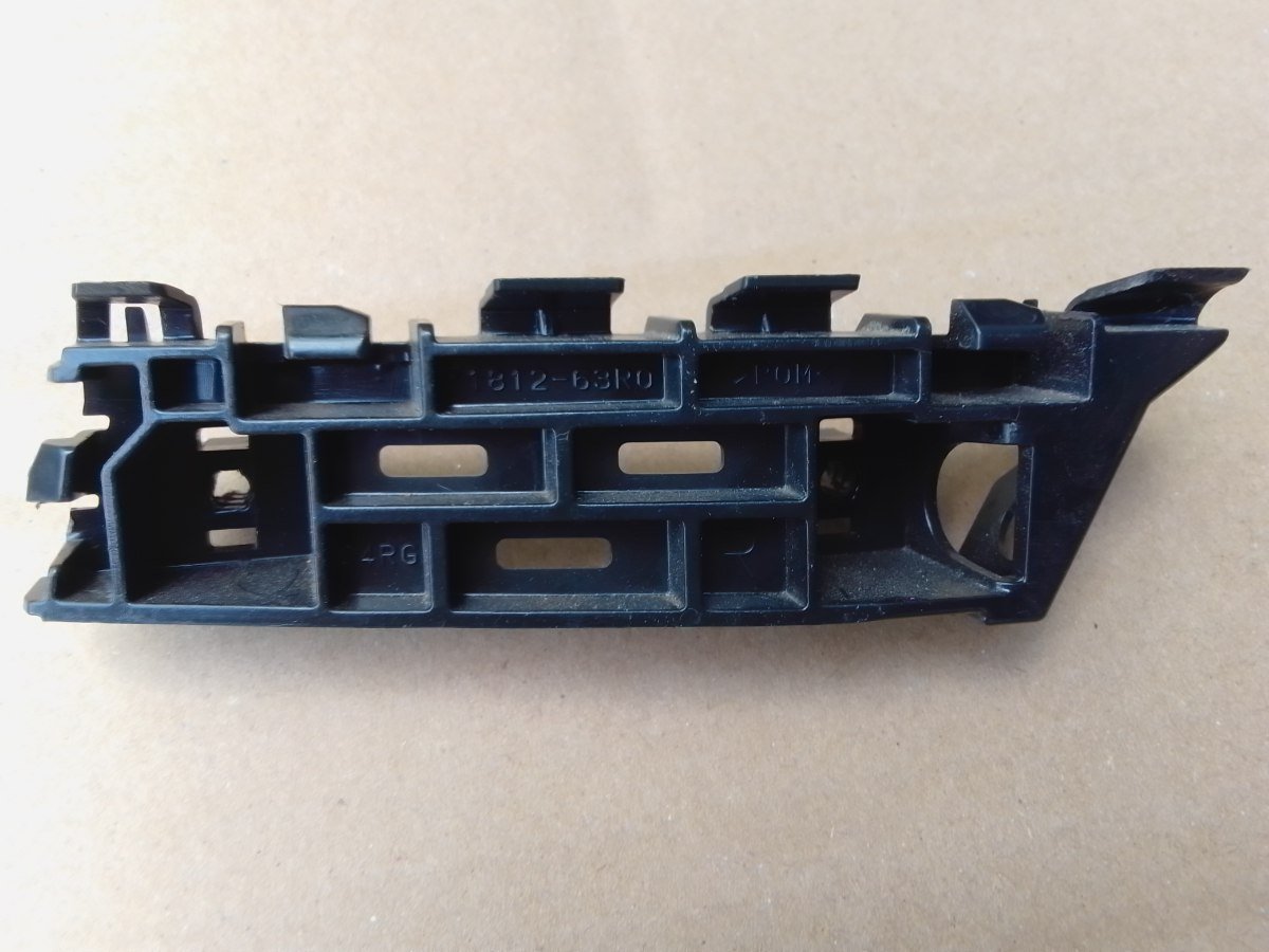 Suzuki Wagon R MH55S Rear Bumper Retainer RHS