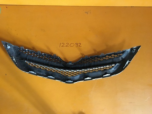 Toyota Belta Front Upper Grill With Garnish Frame
