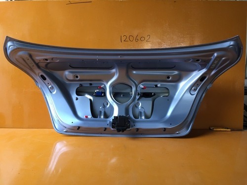 Toyota Allion NZT260 Dicky Door