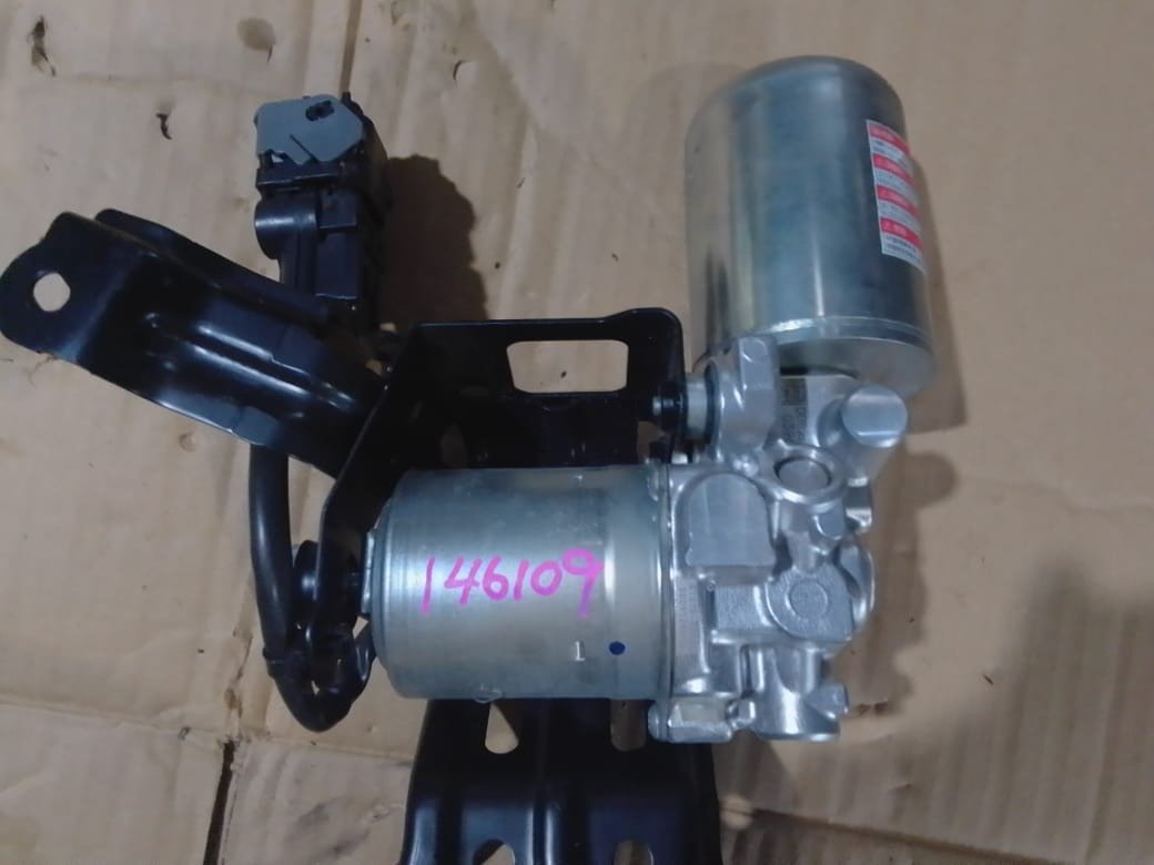 Toyota Prius ZVW50 Brake Booster Accumulator