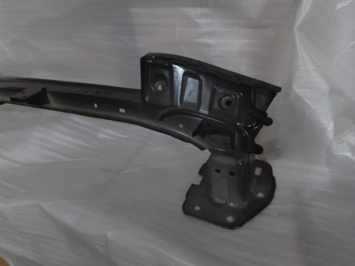 Honda Vezel RV5 Bumper reinforcement bar