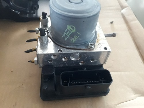 Nissan Leaf ZE1 Abs Actuator