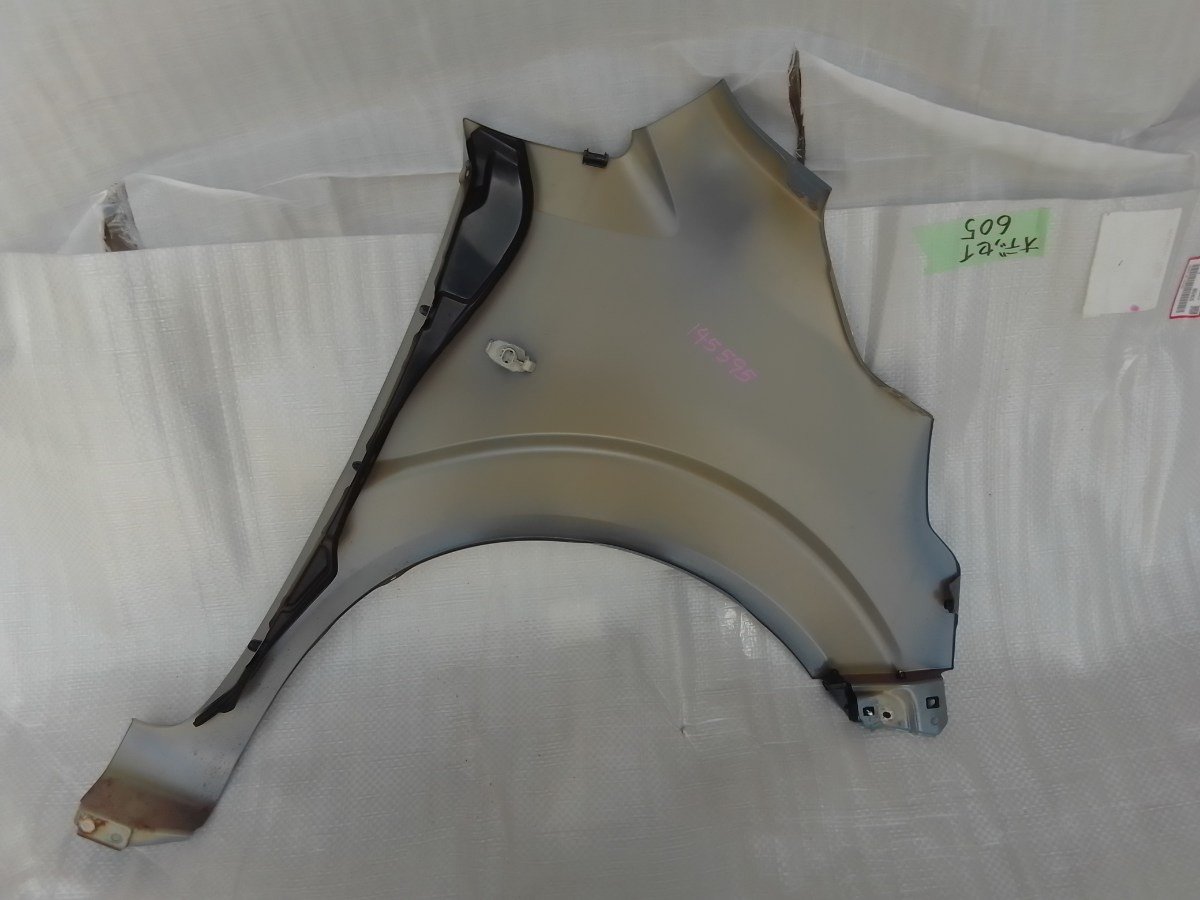 Suzuki Wagon R MH95S Fender LHS
