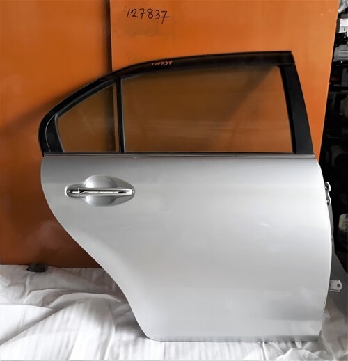 Toyota Axio NKE165 Rear Door RHS Complete