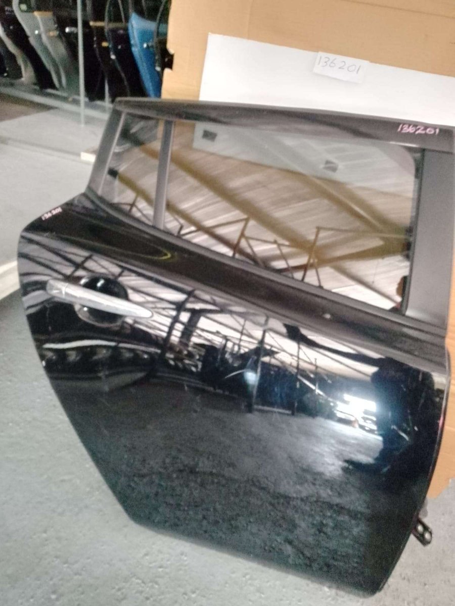 Nissan Leaf ZE0 Complet Rear RHS Side Door