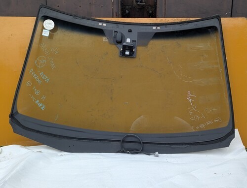 Lexus NX300H Windscreen