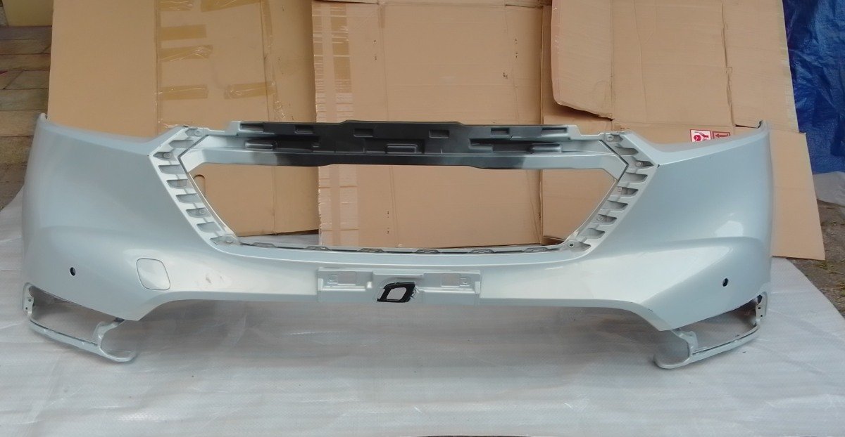Honda Vezel RV5 Front Bumper Panel