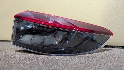 Honda Vezel RV5 Tail Lamp RHS
