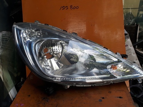 Honda Fit GP1 Xenon Headlight LHS - Damaged