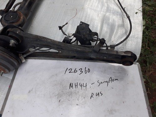 Suzuki Wagon R MH44S RHS Swing Arm