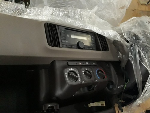Toyota Vitz KGC30 Dashboard