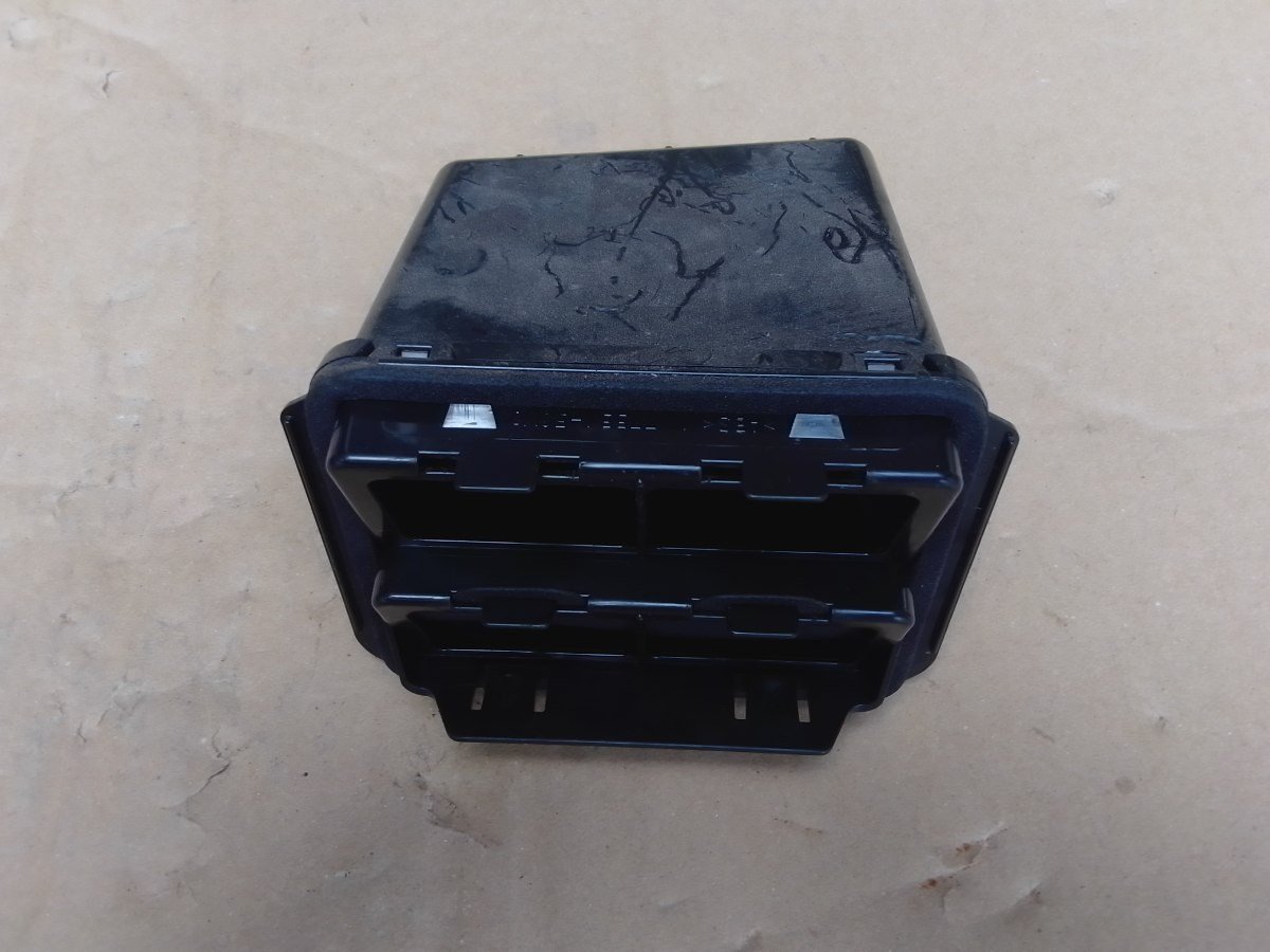 Suzuki Wagon R MH55S Rear Air Cowl LHS