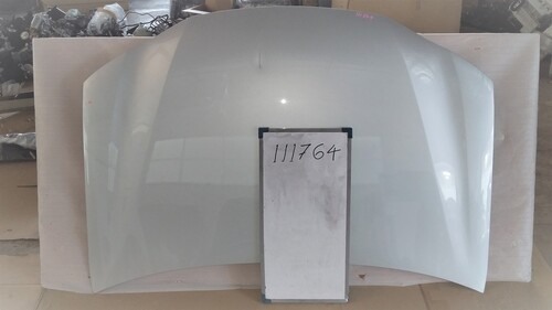 Lexus HS250S Bonnet
