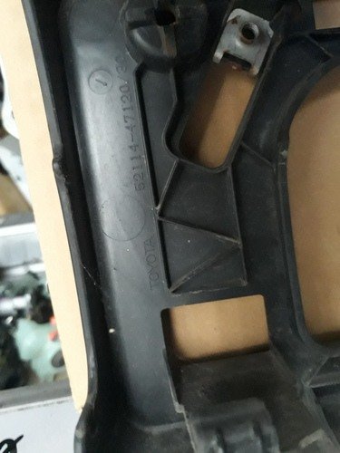 Toyota Prius ZVW30 Number Plate Bracket