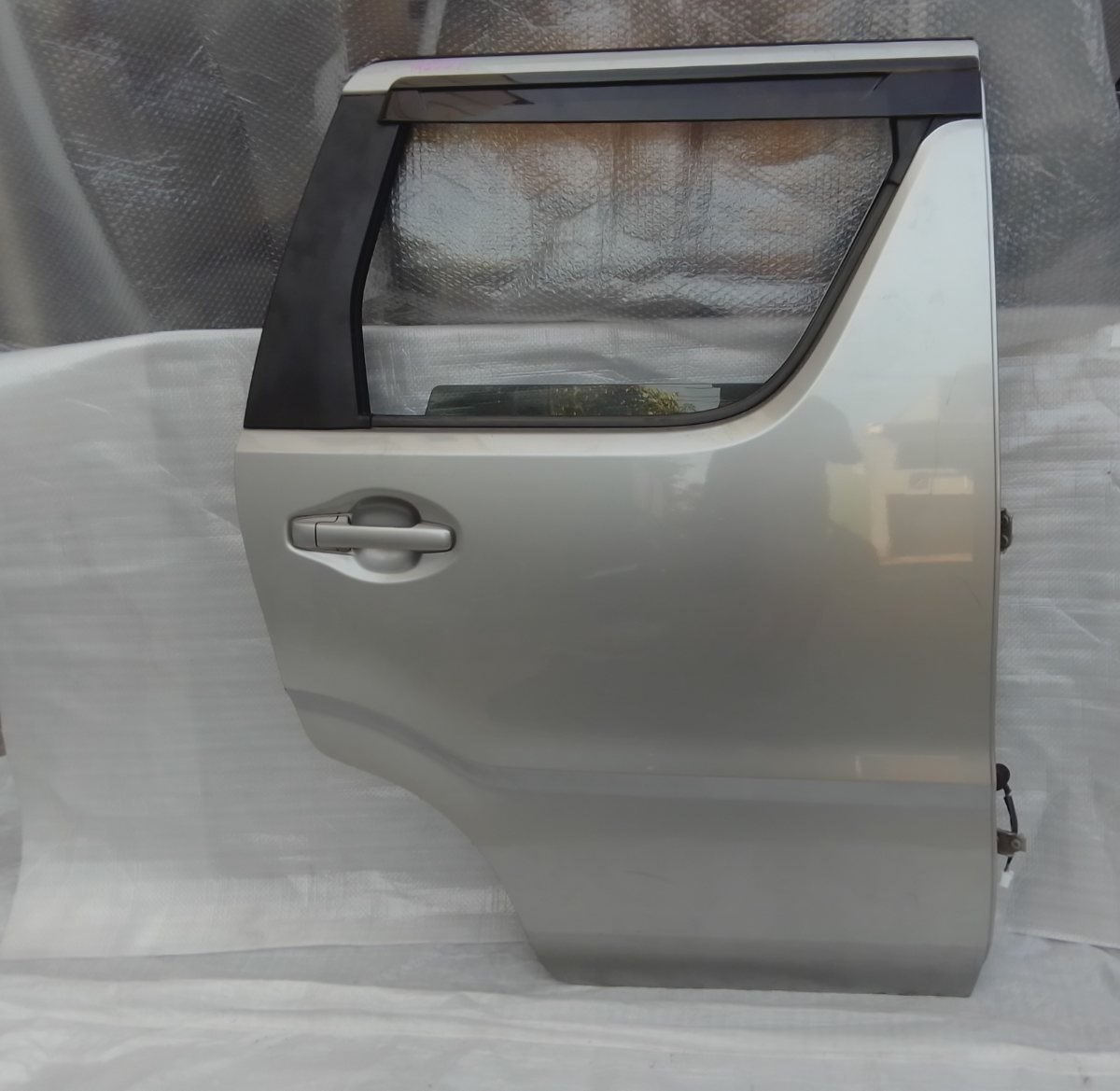 Suzuki Wagon R MH55S Rear Side door Complete RHS