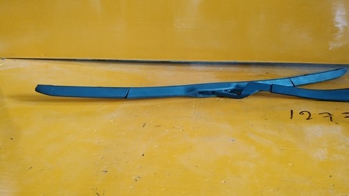 Toyota Aqua NHP10 Wiper Arm with blade