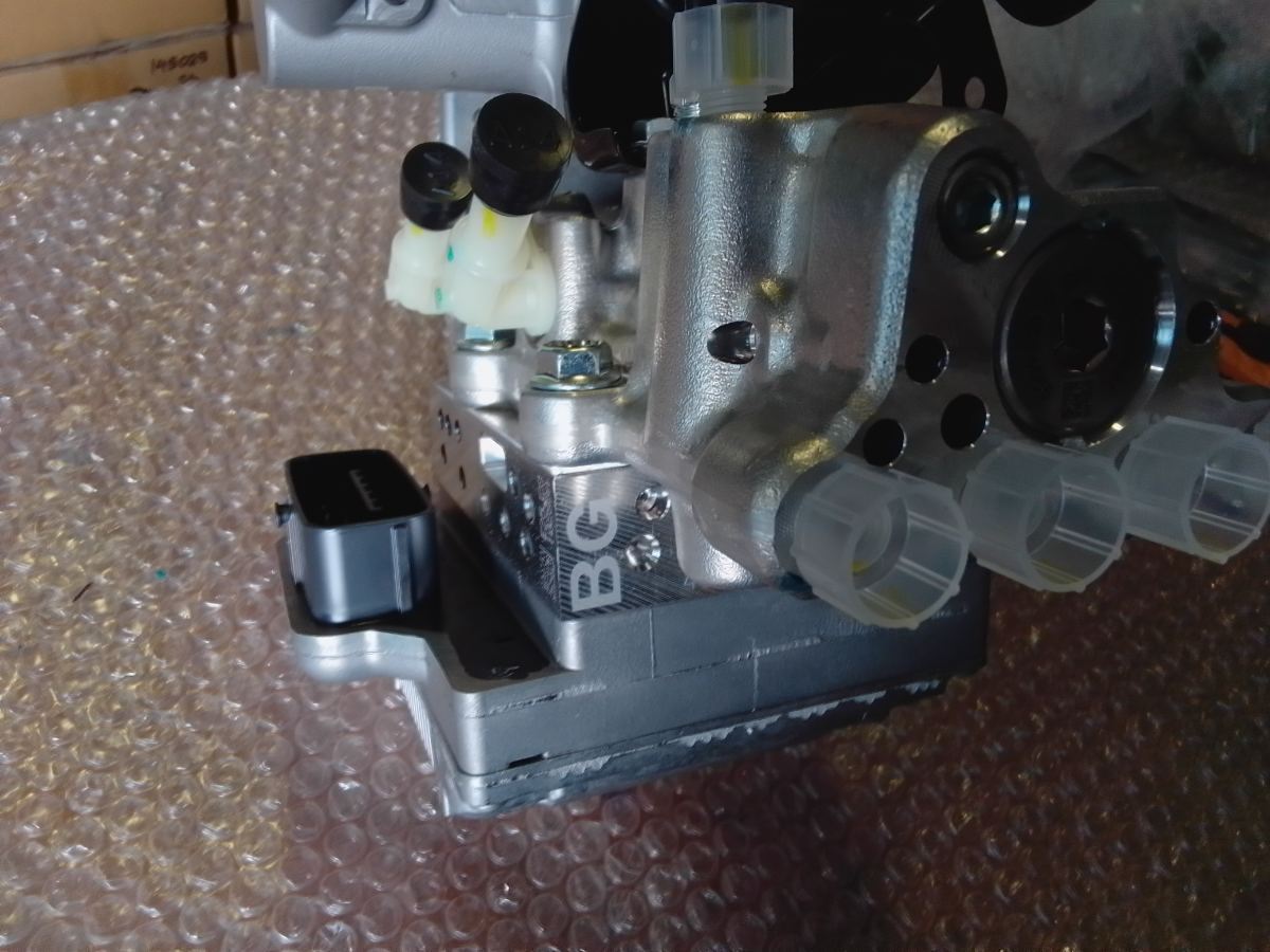 Brand New Toyota Axio NKE165 ABS Actuator- BG 2025